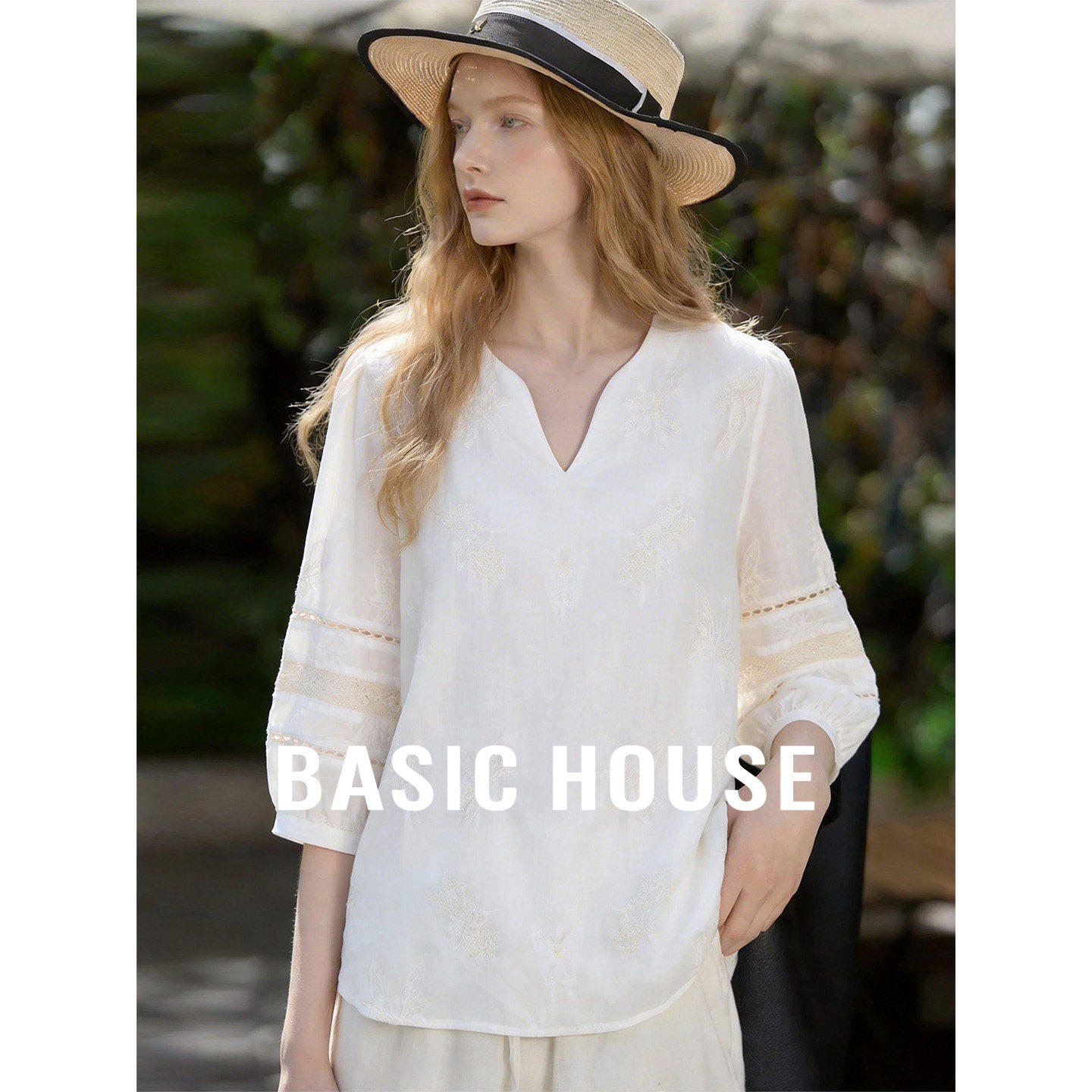 Basic House/百家好莱赛尔镂空拼接灯笼袖衬衫女夏季新款刺绣上衣