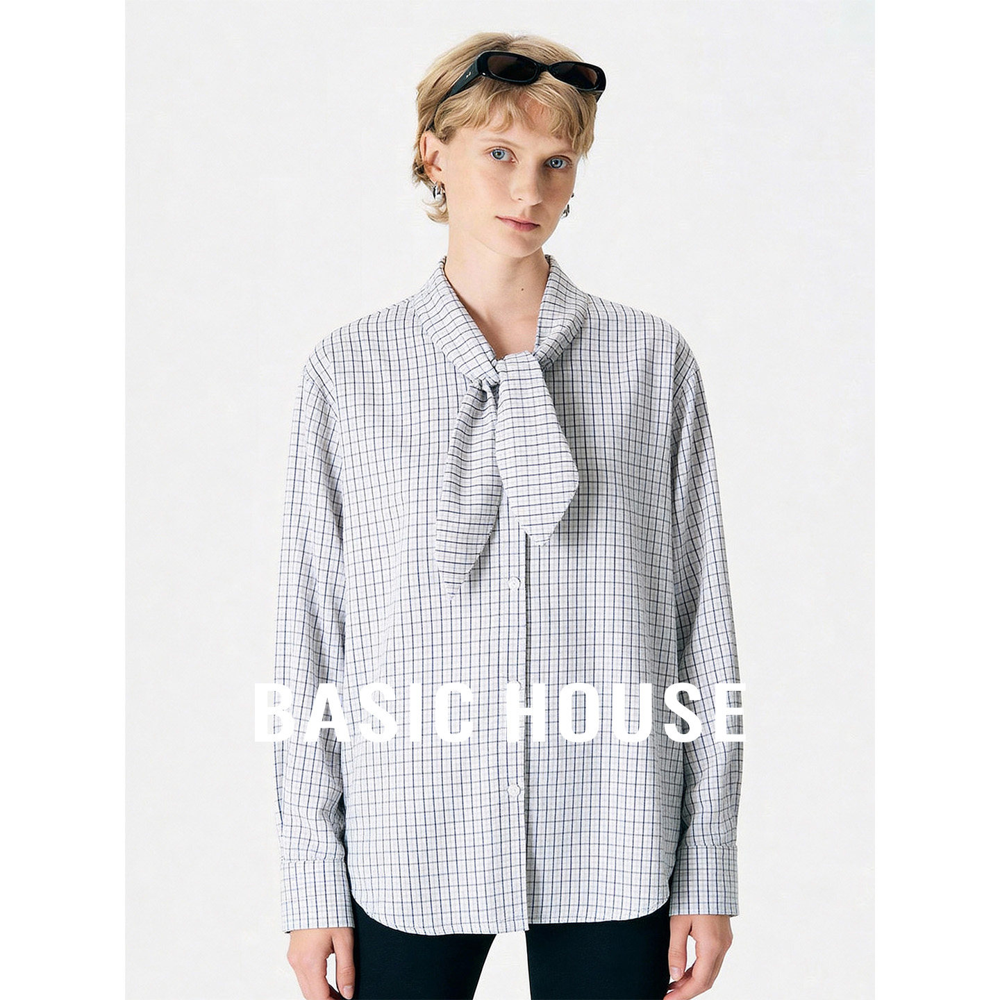 Basic House/百家好经典白色格子长袖衬衫女春季新款百搭休闲衬衣