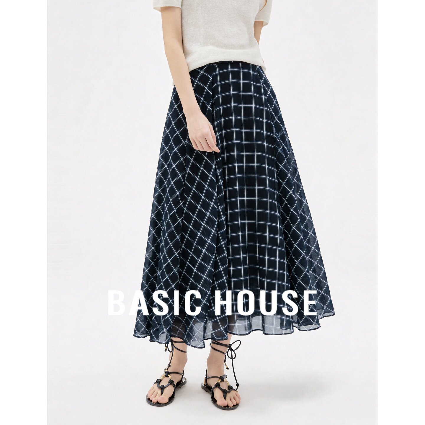 Basic House/百家好复古格纹半身裙女夏季蓝色高腰不对称下摆长裙