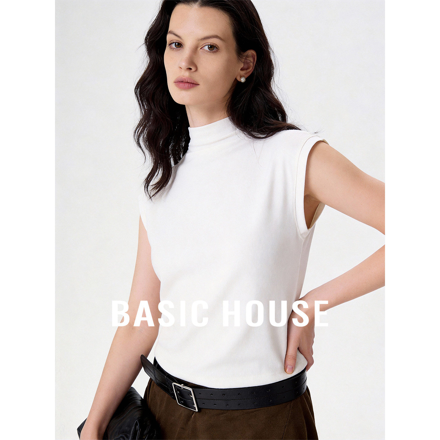 Basic House/百家好白色半高领无袖T恤坑条新款小众肌理感上衣女