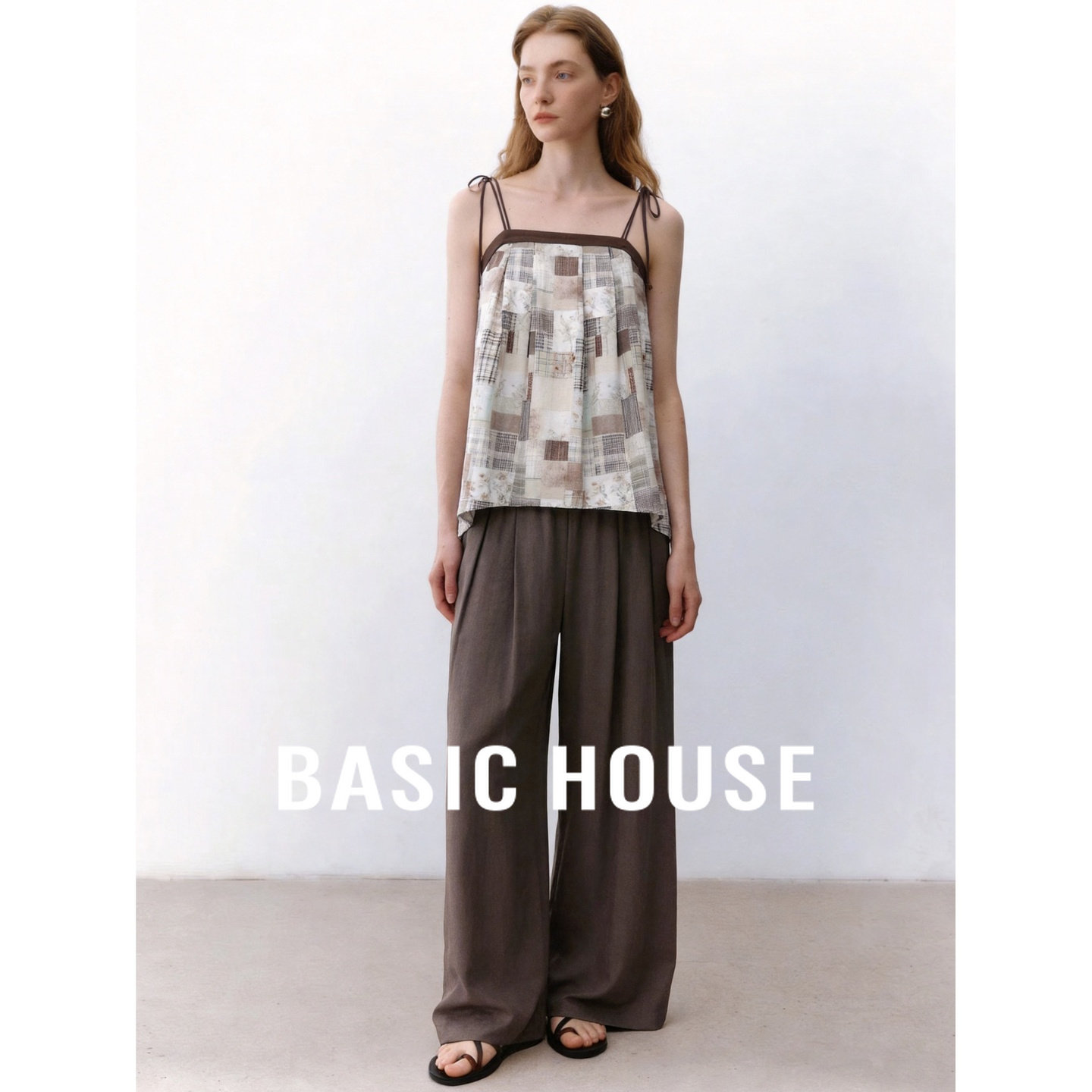 Basic House/百家好度假风印花吊带阔腿裤两件套女26夏季休闲套装
