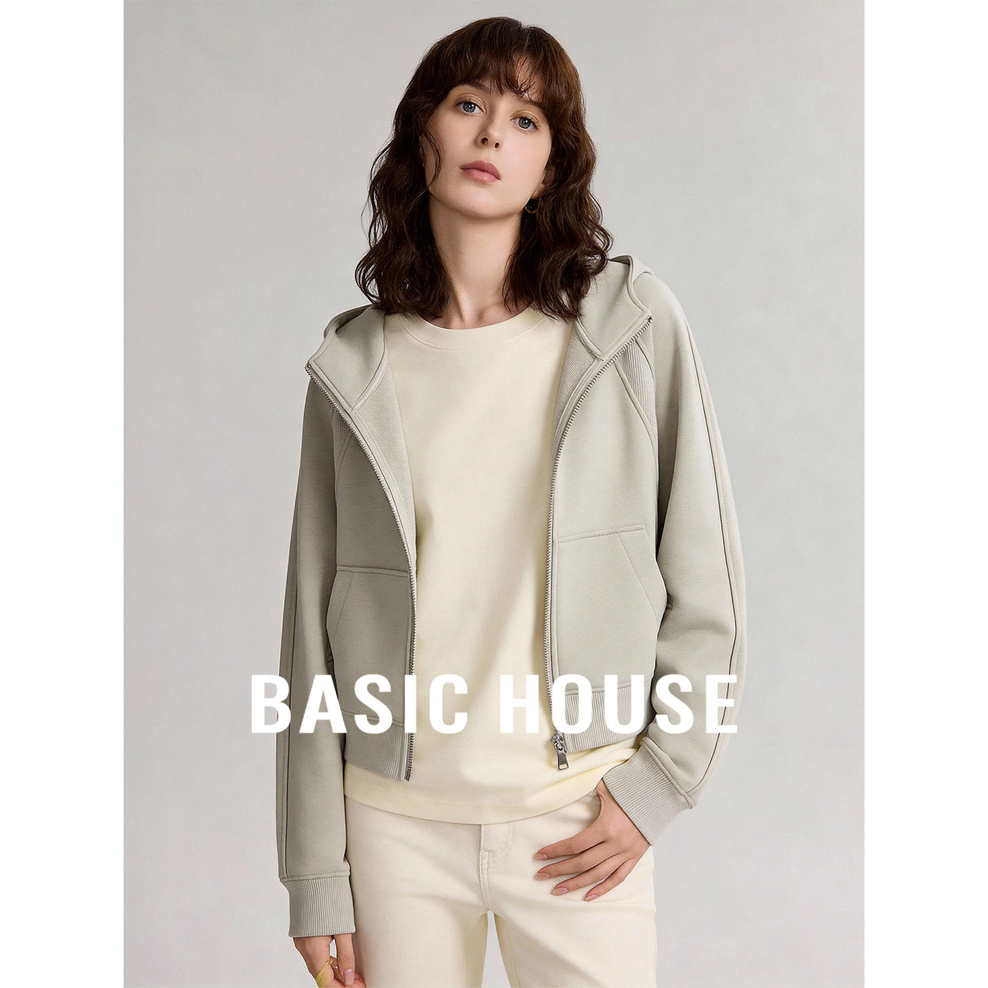 Basic House/百家好新款长袖女士短外套拉链短款百搭秋季休闲上衣