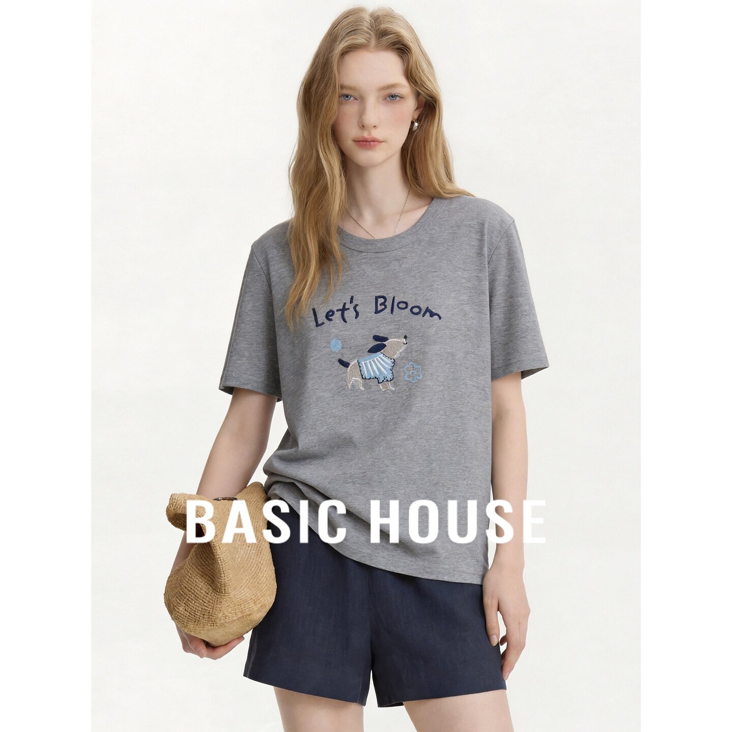 Basic House/百家好休闲风小狗刺绣短袖T恤女夏灰色宽松百搭上衣