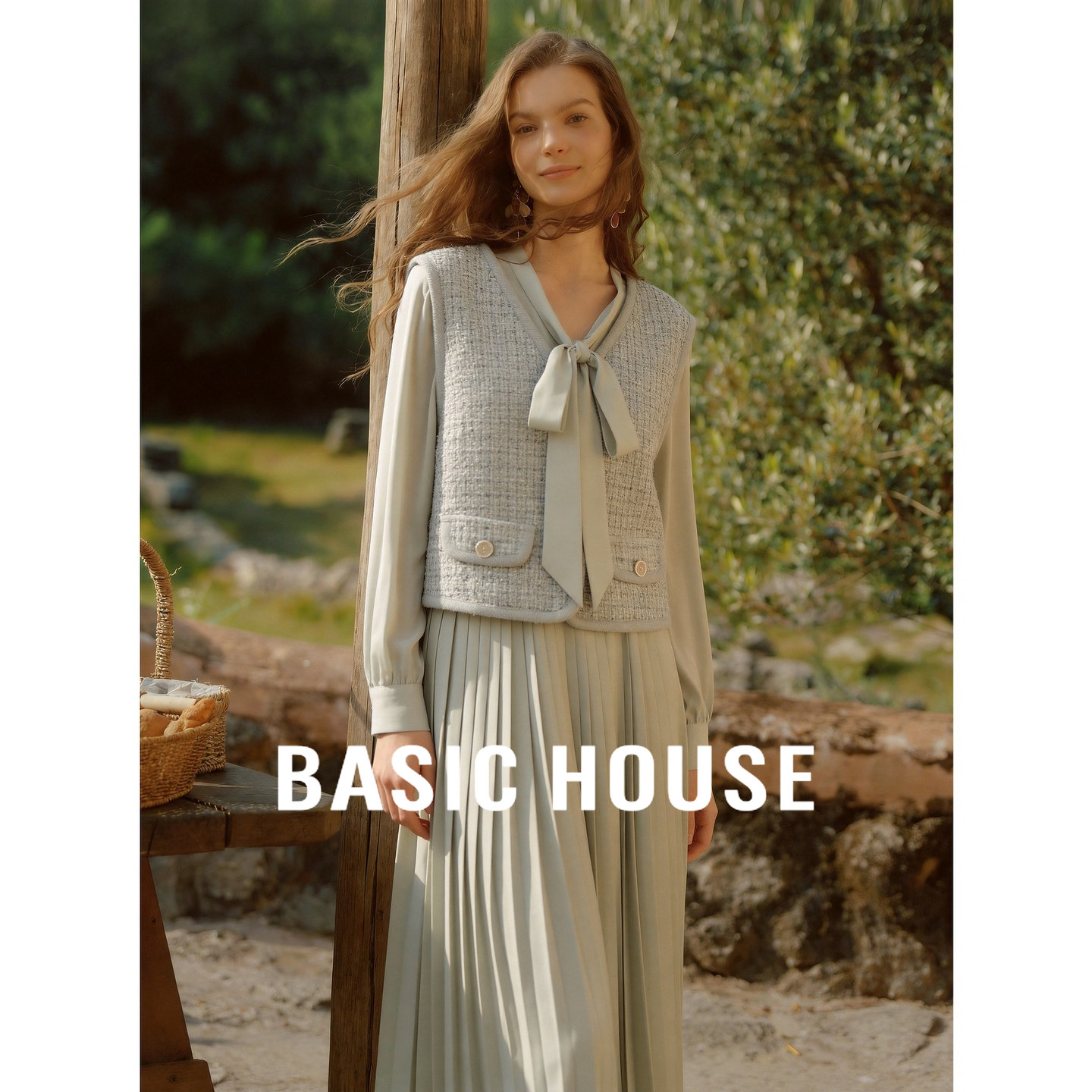Basic House/百家好小香风V领马甲百褶连衣裙两件套女气质套装