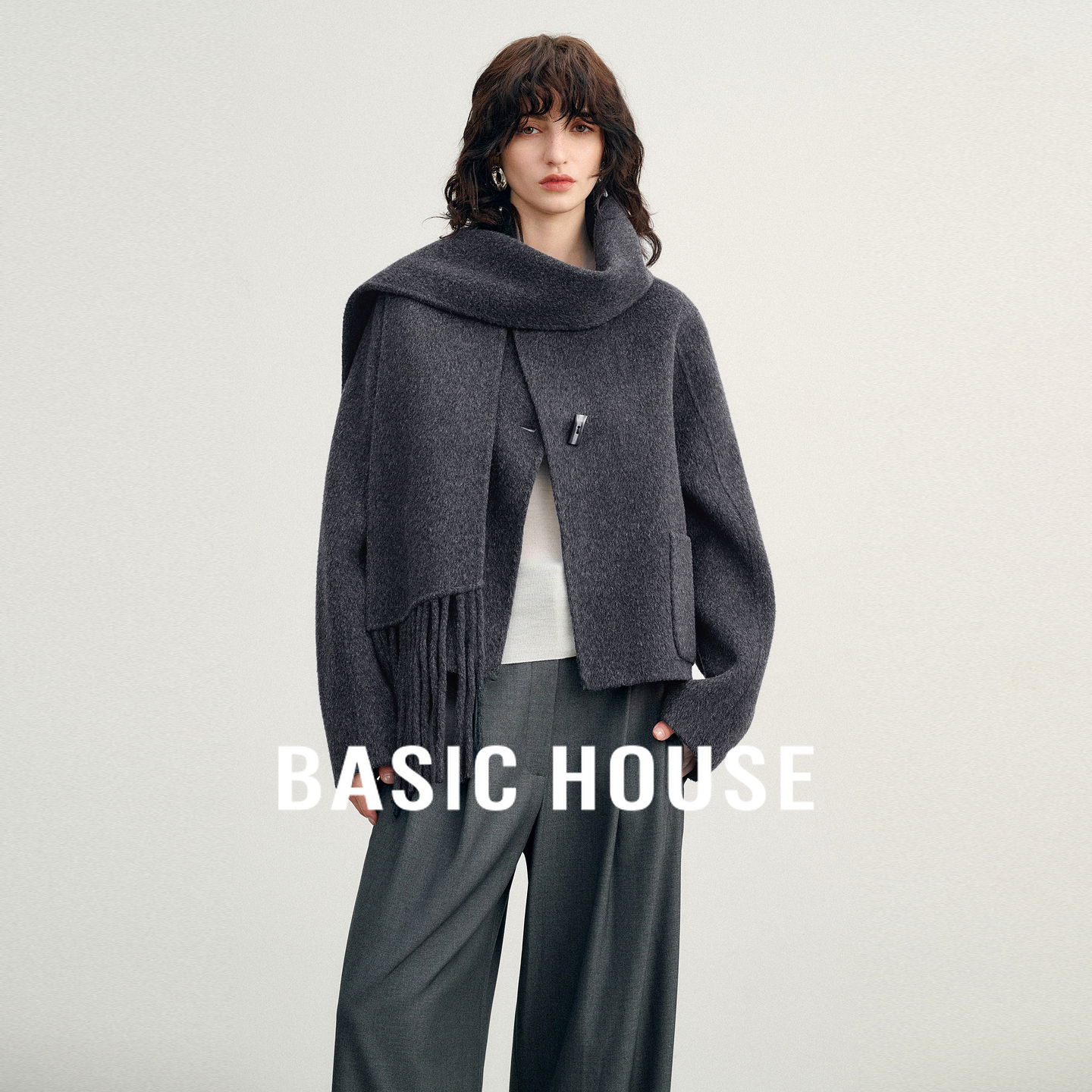 Basic House/百家好时尚气质流苏围巾毛呢外套短款羊毛双面呢大衣