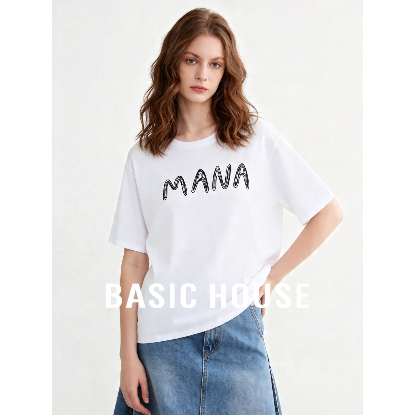 Basic House/百家好宽松字母印花短袖T恤女白色圆领正肩显瘦上衣