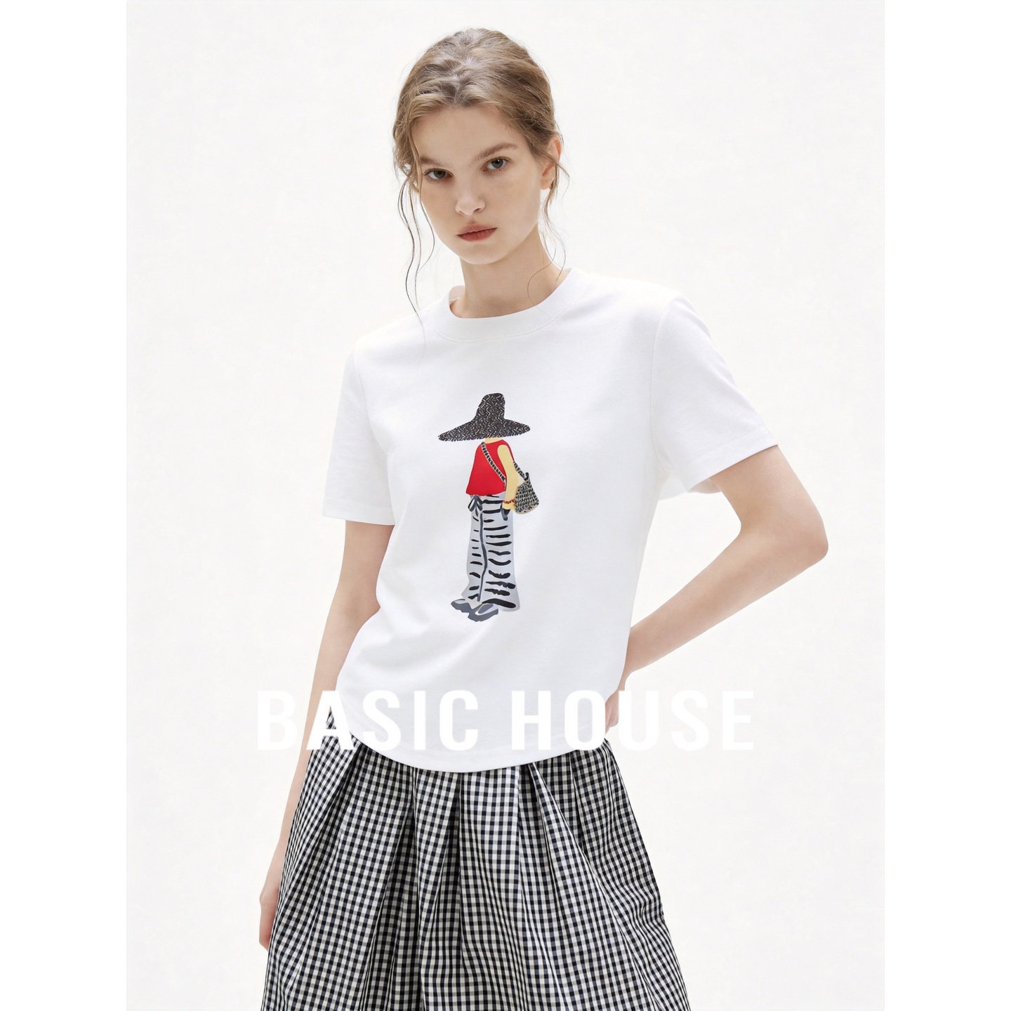 Basic House/百家好好白色圆领人物刺绣短袖T恤女夏宽松显瘦上衣