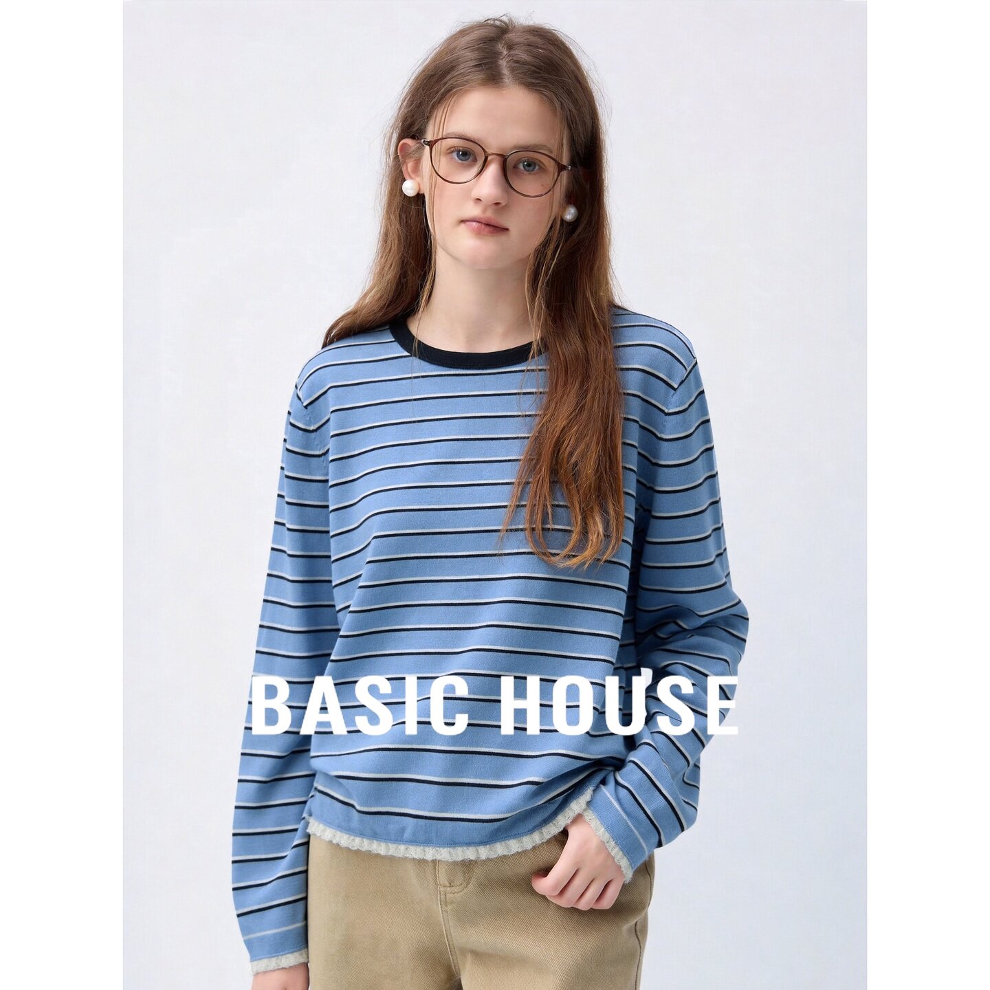Basic House/百家好条纹针织衫女长袖圆领宽松毛衣蓝色上衣秋款
