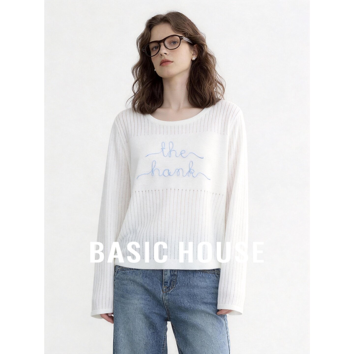 Basic House/百家好字母刺绣镂空针织衫女秋白色圆领宽松轻薄上衣