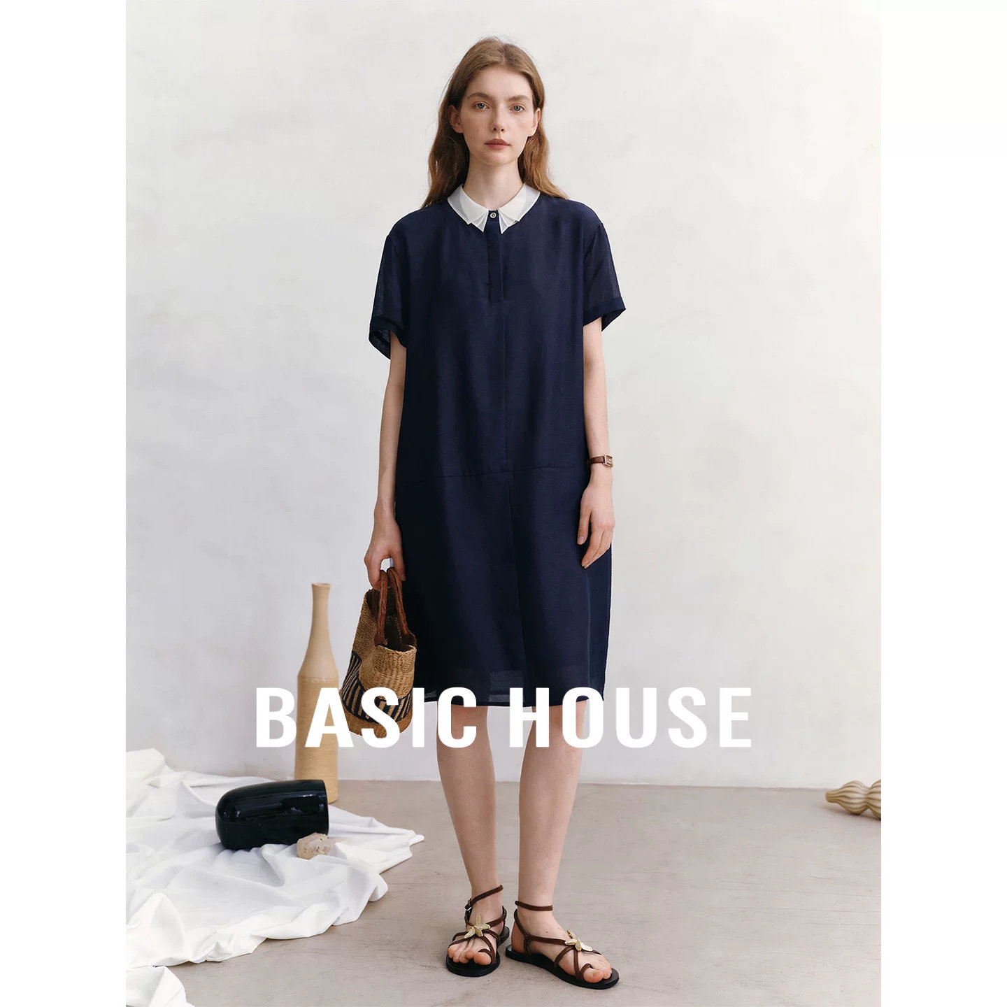 Basic House/百家好天丝翻领宽松连衣裙女夏季高级拼接中长款裙子