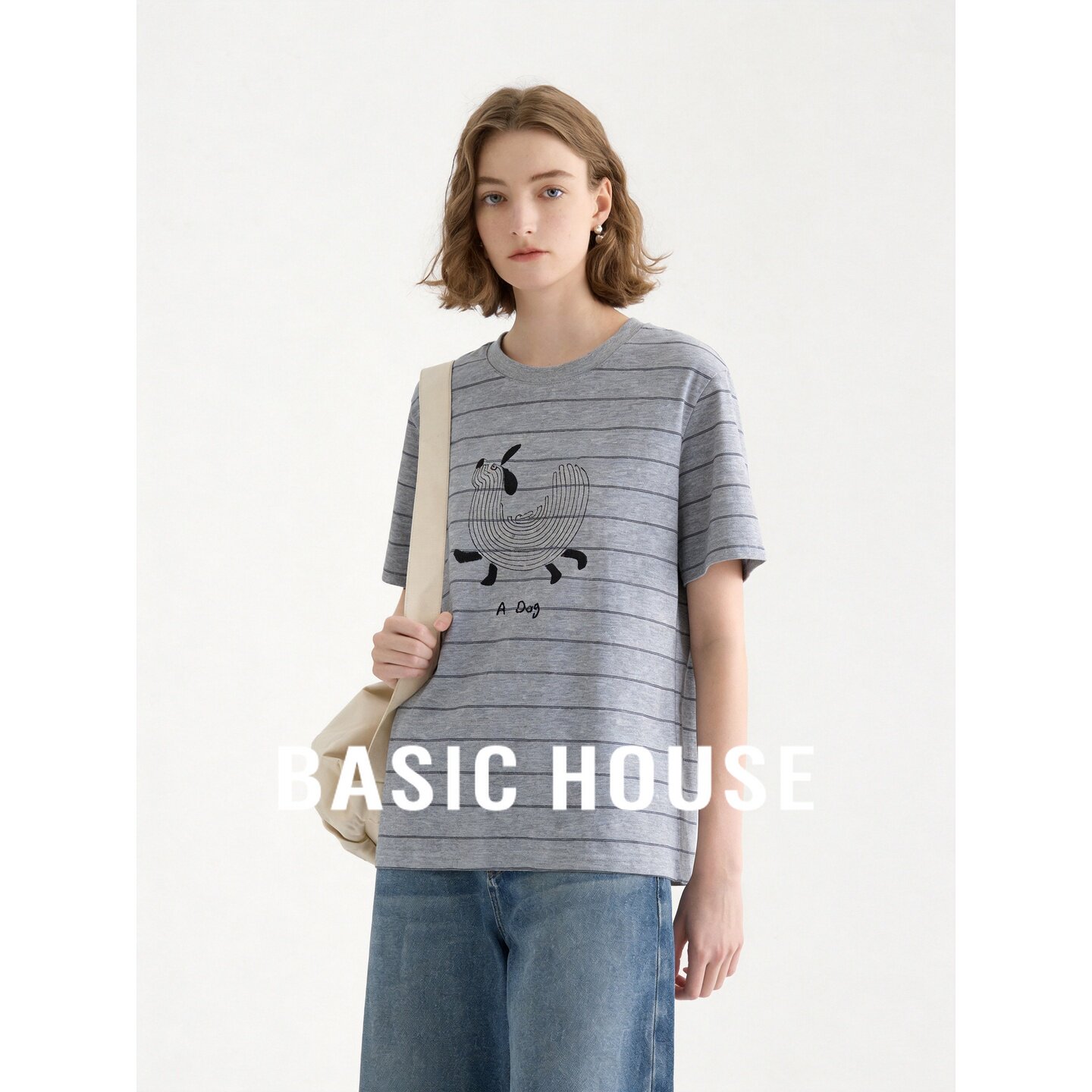 Basic House/百家好韩版灰色条纹印花含棉短袖T恤女宽松通勤日常