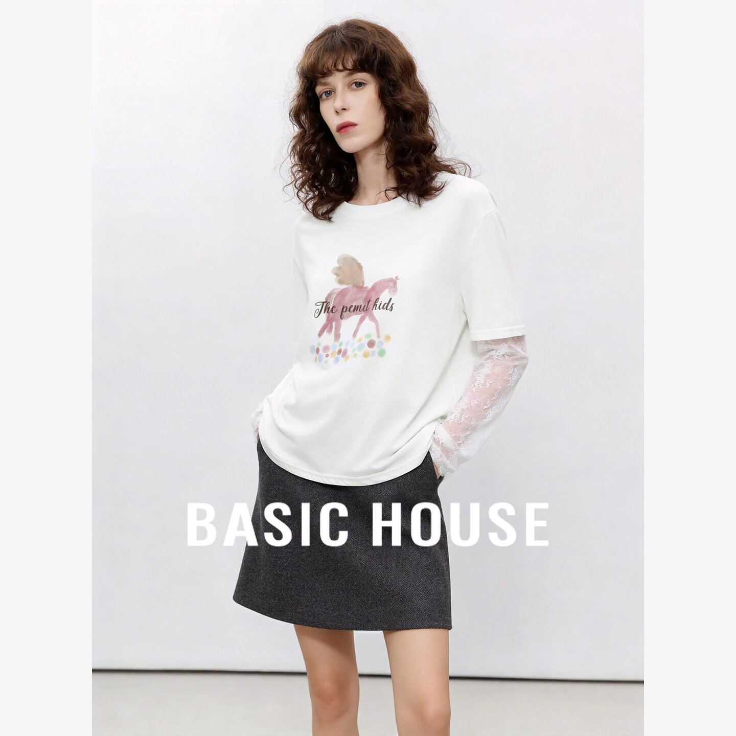 Basic House/百家好印花长袖蕾丝拼接T恤女装假两件百搭宽松上衣