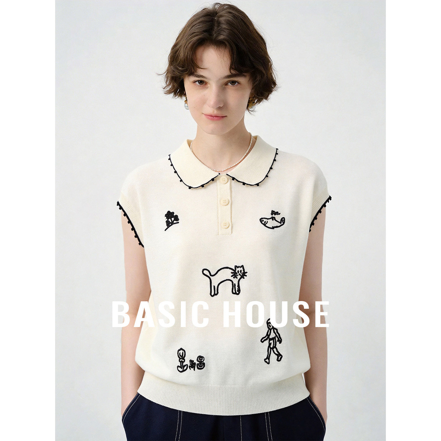 Basic House/百家好白色翻领卡通刺绣针织衫女夏季舒适百搭上衣