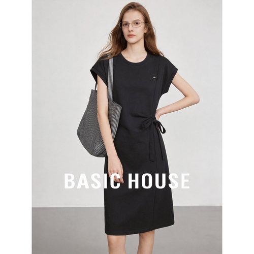 Basic House/百家好莱赛尔黑色收腰连衣裙女夏季显瘦中长裙高级感