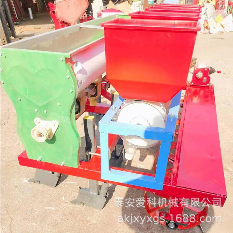 小四轮车带花生播种机农用玉米大豆种植机新款谷子点播机种高粱机