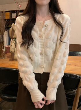 高级感软糯红色毛衣m女2023年春秋新款慵懒风短款纯色针织开衫外