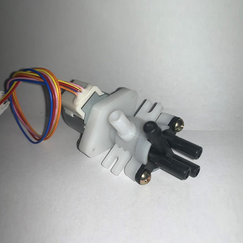 智能马桶坐便器配件分流阀 分水阀 一进三出分配阀出水口径带电机