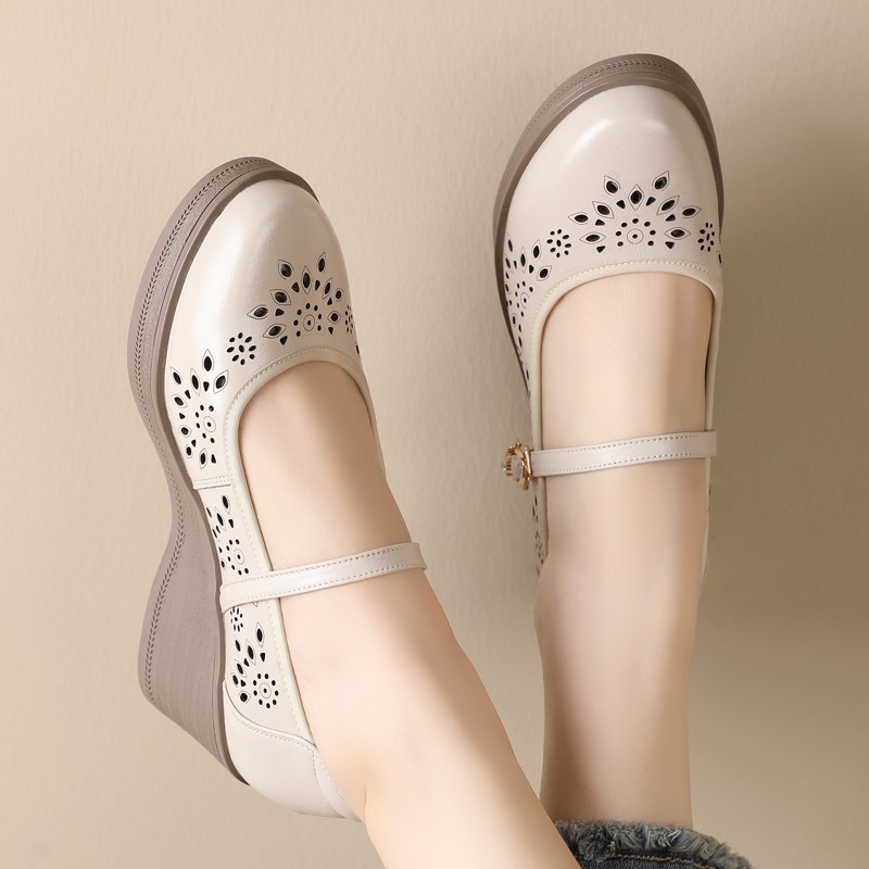 真皮镂空单鞋2025夏季百搭坡跟妈妈鞋大码女鞋厚底不累脚高跟凉鞋