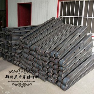 定制 满焊铁雨棚钢梁支架牛腿H型钢结构玻璃幕墙点式爪件