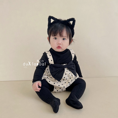 婴儿衣服秋装连身衣套装女宝宝超洋派抱婴袋裤包屁衣秋季哈衣外出