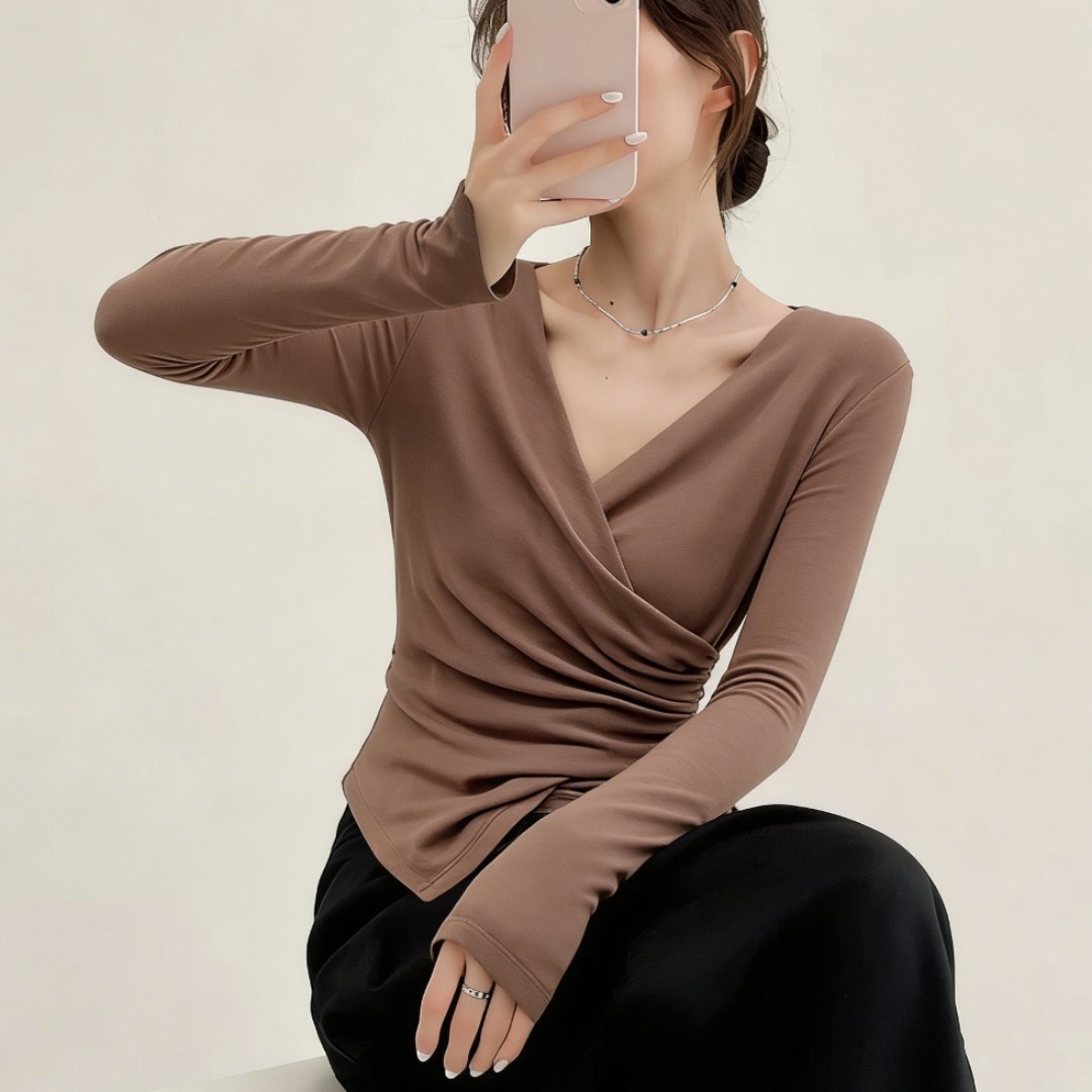 设计感纯欲V领褶皱不规则下摆长袖T恤女春季新款修身显瘦内搭上衣,女装/女士精品,大码内搭,淘宝优惠券,粉丝福利购,淘宝优惠卷