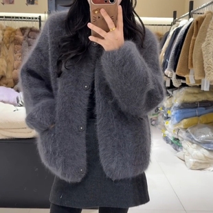 日系温柔慵懒风毛衣 新款 今年流行初冬氛围感短款 毛毛外套2025冬季