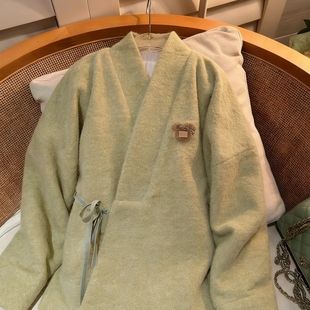 复古绿色保暖大衣外套女2025冬季新款国风慵懒风宽松加厚明制汉服