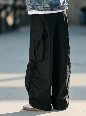 水曜日定休褶皱设计直筒伞兵工装裤男多口袋新款束脚休闲裤长裤子