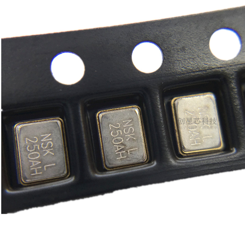 贴片被动晶振 3225 25MHz晶体 4脚 3.2*2.5M 谐振器 多规格