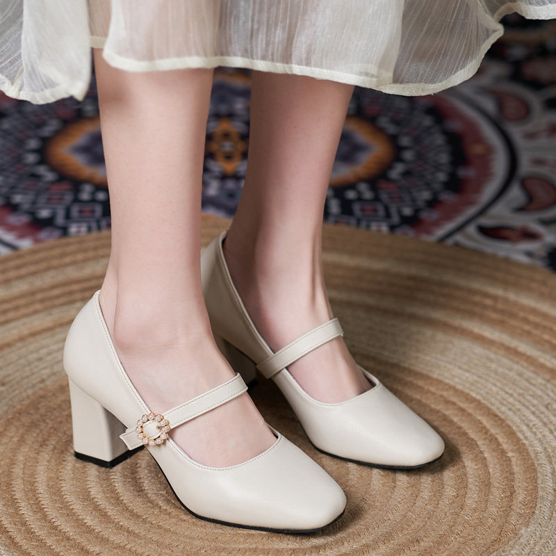 玛丽珍粗跟高跟鞋法式m白色软皮小码单鞋女313233妈妈鞋大尺码41
