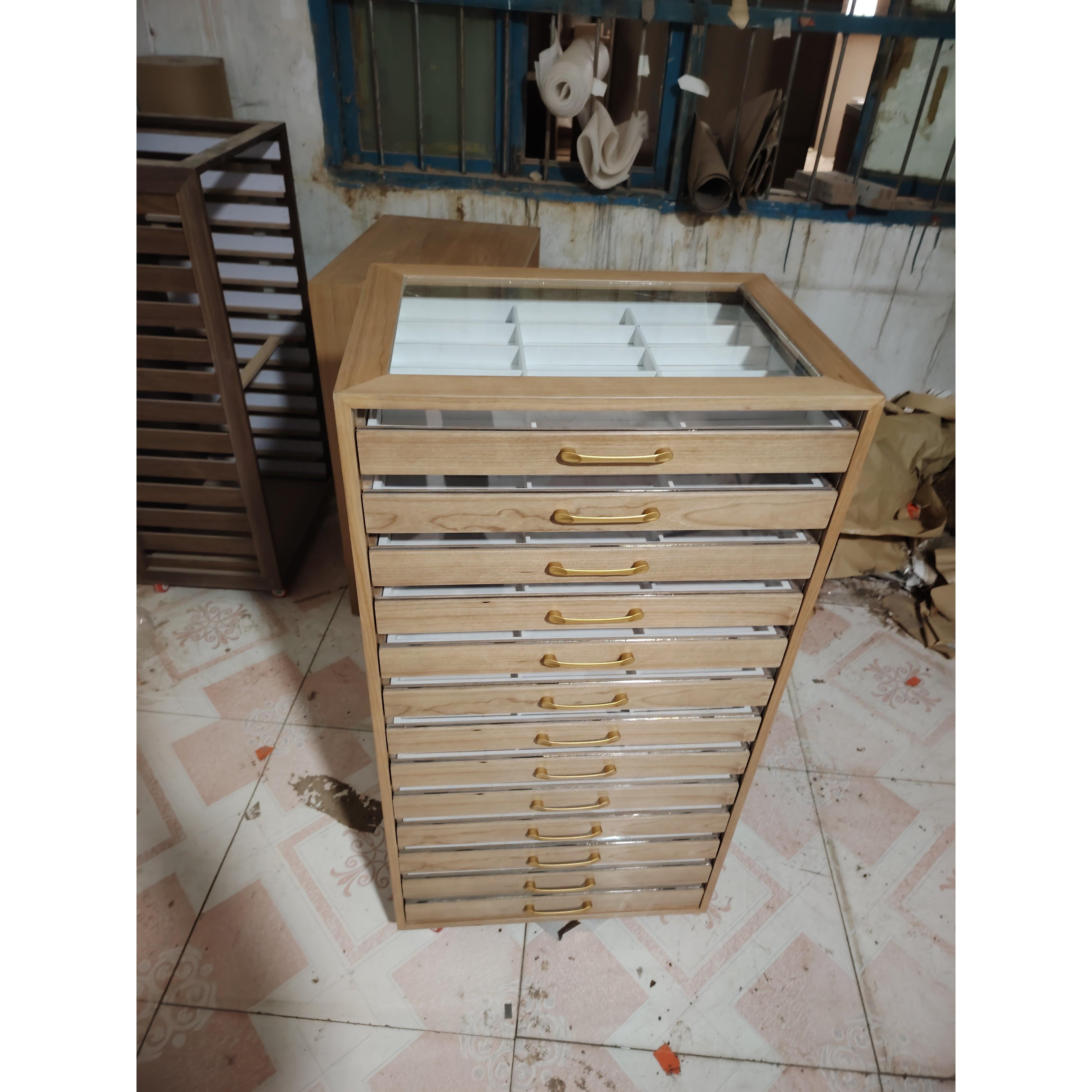 眼镜陈列展示柜 设计师团队打造新款多元化柜天然实木饰面烤漆柜