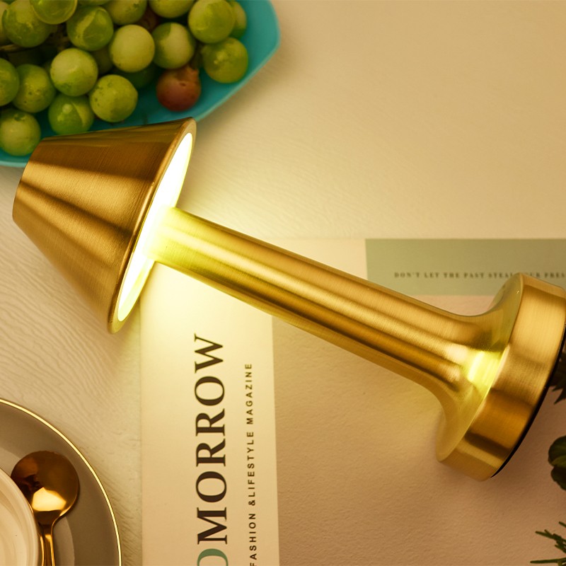 酒吧小台灯LED充电餐厅桌面灯装饰氛围灯小夜灯触摸调光清吧桌灯