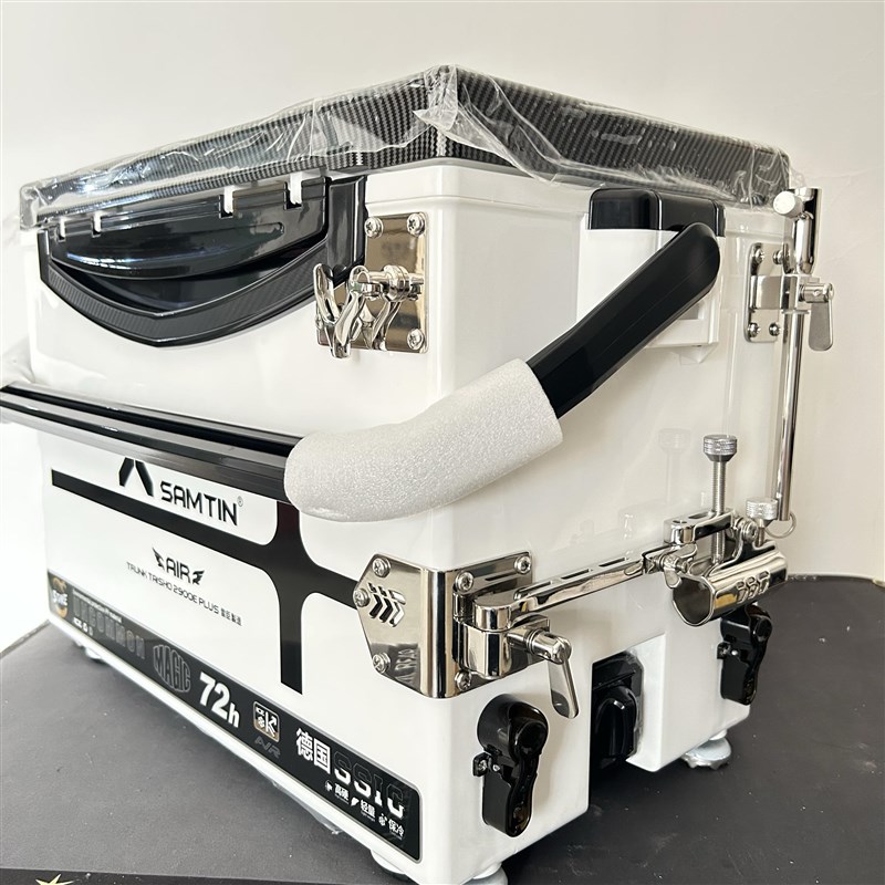 雷臣2900E碳纹钓箱搭配君田魅影X3不锈钢配件免费安装带四脚升降