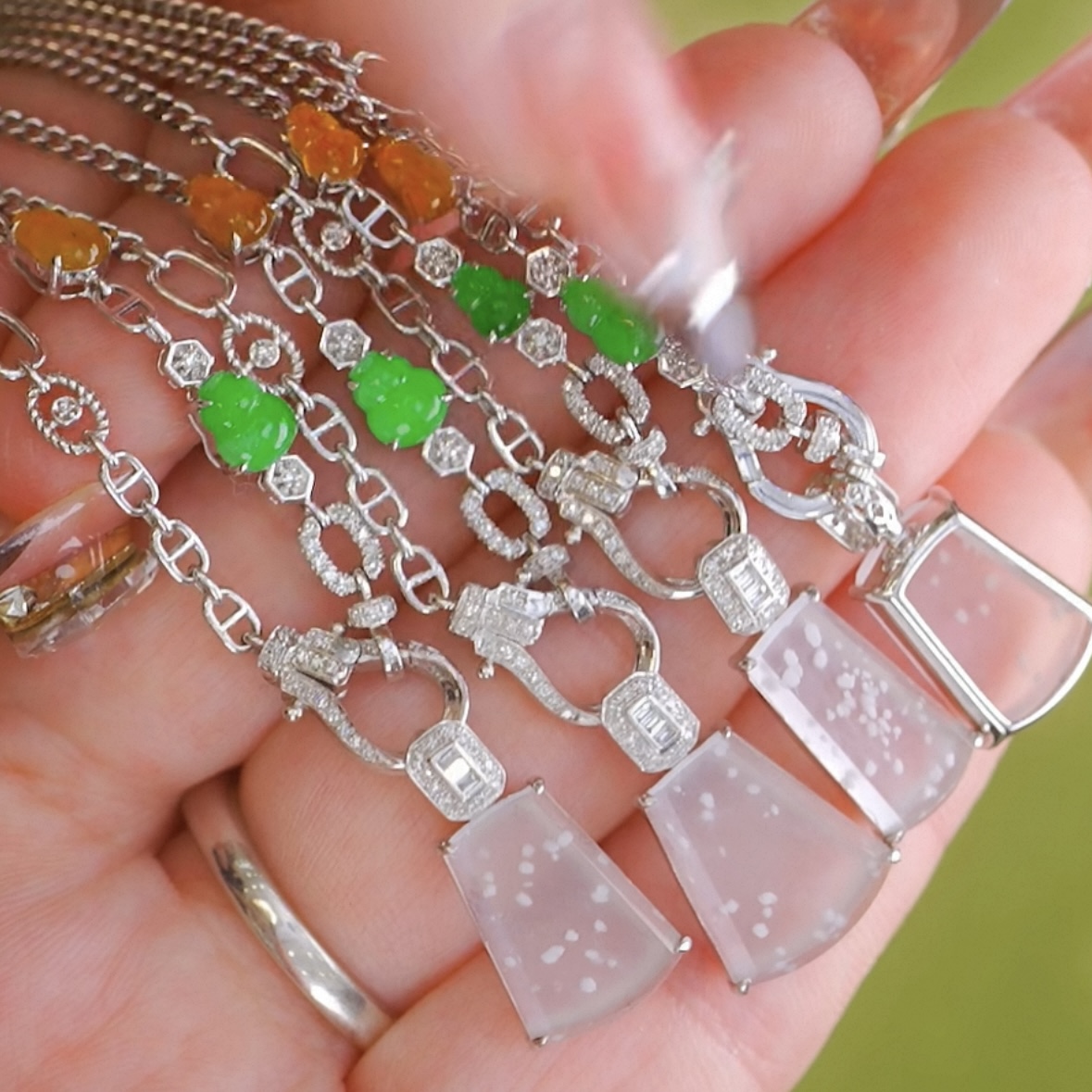 【Q .Jewelry】18k金翡翠项链 略有不同
