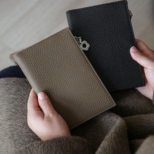 新款简约护照包拉链护照夹女生钱包一体超薄便携多功能证件收纳包