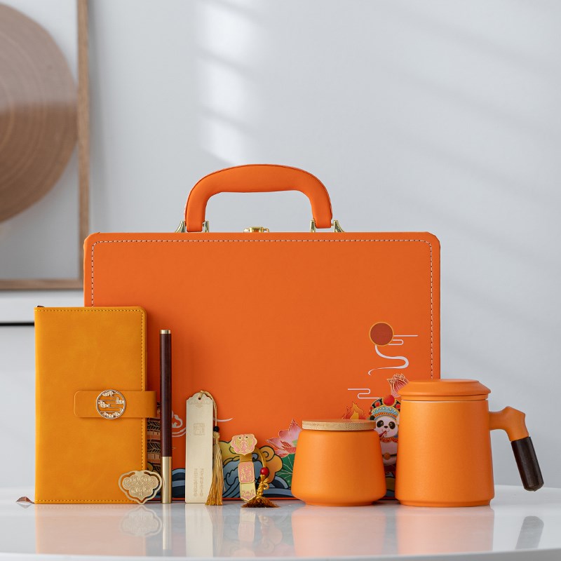 企业伴手礼商务定制logo水杯笔记本公司周年礼品团建送客户纪念品