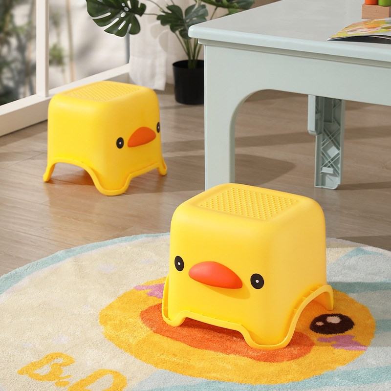 加厚小凳子家用客厅塑料加厚矮凳卡通创意小黄鸭简约便携儿童凳