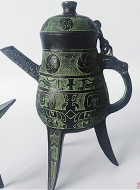 汉代青铜器盉婚庆三足壶西周父辛爵酒具酒杯道具饰品家居仿古
