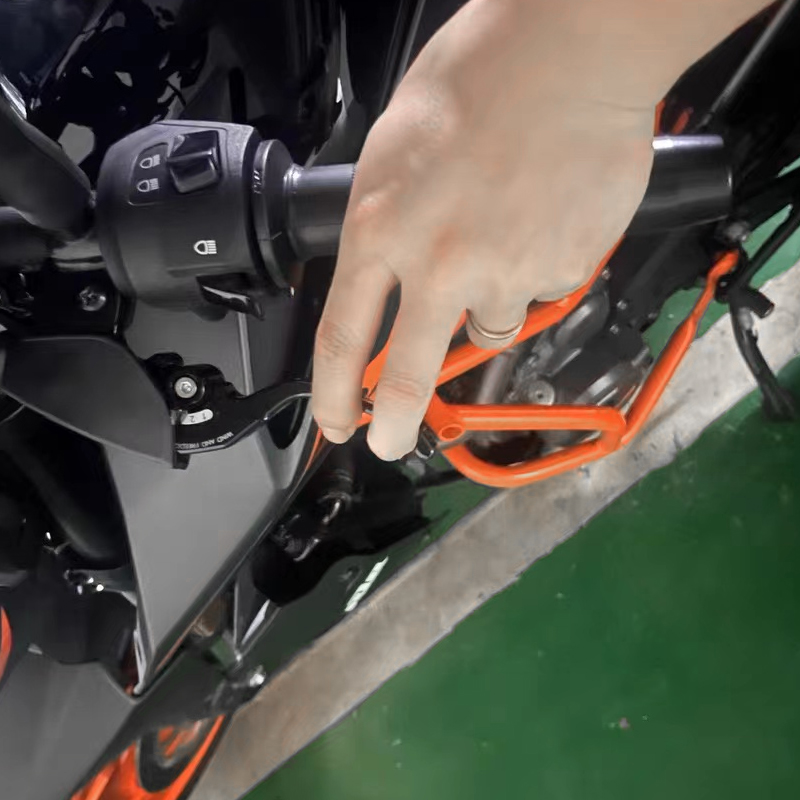 适用无极250rr两指牛角离合手把300/ 350/500AC二指刹车拉杆短款