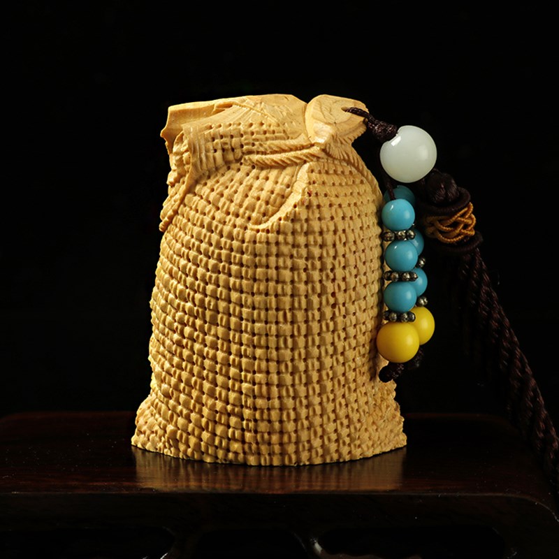 黄杨木雕刻创意摆件汽车挂件饰品手把件盘玩文玩袋招财福钱袋福袋