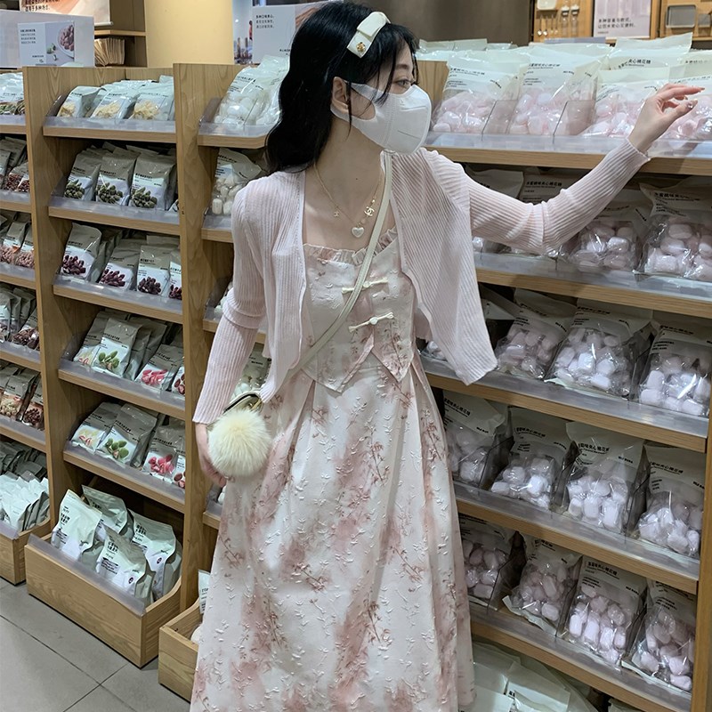新中式碎花吊带连衣裙女夏小个子气质收腰仙女绝美温柔风初恋长裙