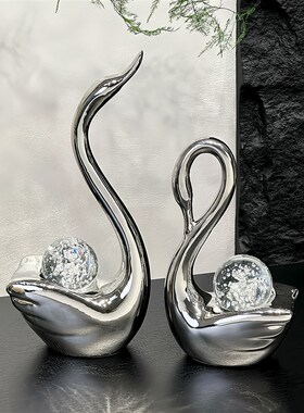 天鹅装饰摆件轻奢高级感客厅玄关桌面酒柜装饰摆件电视柜乔迁礼品