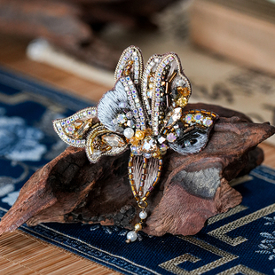 聚元祥纯手工广绣粤绣高端时尚百搭送礼刺绣胸别针胸针配饰