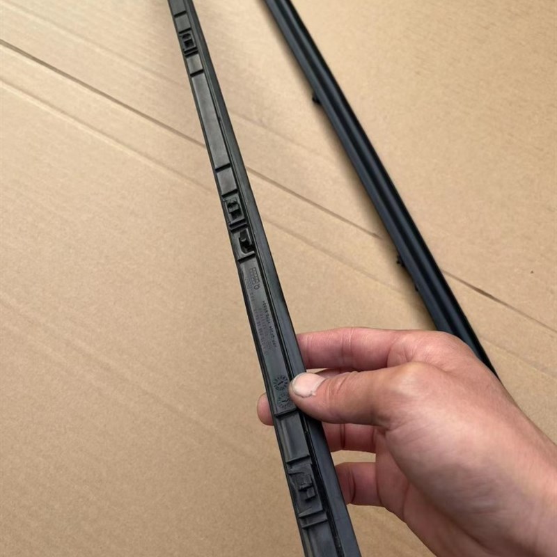 奔E200驰E260E350E320E300L车门胶条密封条车门下胶条防水条 饰条