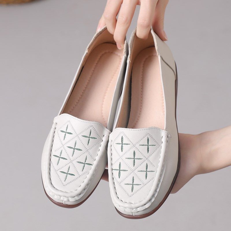 真皮平底妈妈鞋女春夏浅口单鞋防滑舒适中老年豆豆鞋大码软底皮鞋,女鞋,乐福鞋（豆豆鞋）,淘宝优惠券,粉丝福利购,淘宝优惠卷