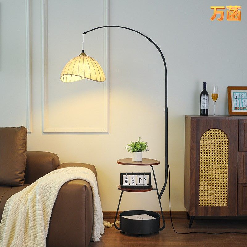 客厅沙发旁落地灯中古风胡桃色实木置物架一体氛围感茶几钓鱼灯