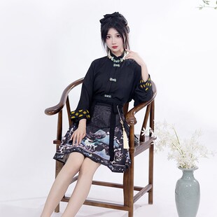 王洪旗白鹿汉服女新中式短款马面短裙国风汉元素套装上衣新款红色