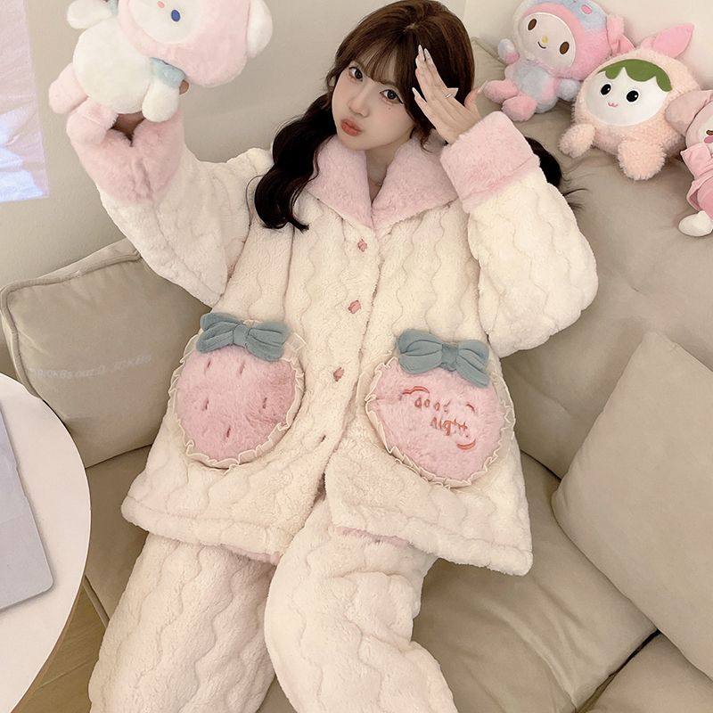 夹棉睡衣女士三层珊瑚绒冬季加绒加厚甜美少女草莓保暖家居服套装