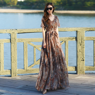 沙滩裙雪纺豹纹长裙气质大摆大码2021新款裙子海边度假长款连衣裙