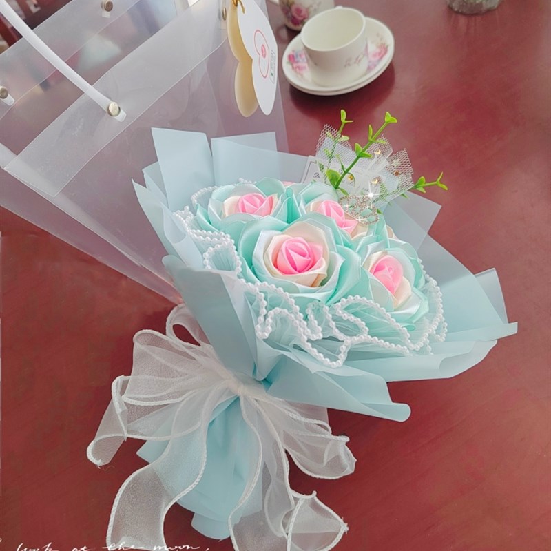 丝带玫瑰花布花手工成品花碎冰蓝玫瑰花圣诞节儿童节毕业礼品花束图片